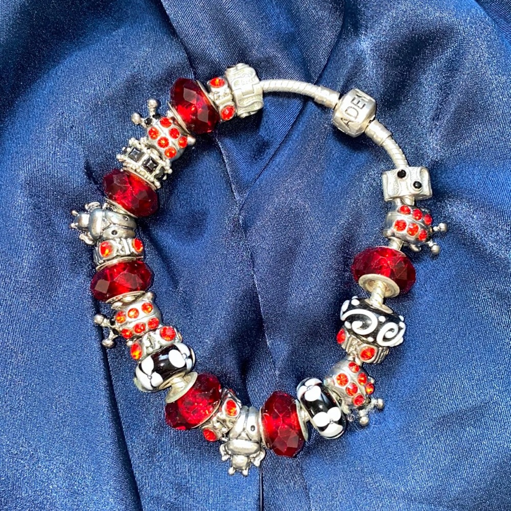 Serj Aden Ladybug Charm Bracelet